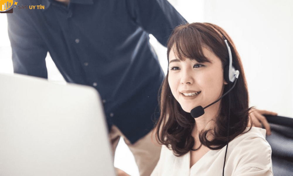 Trang web của sàn Fibo Group hỗ trợ đa dạng ngôn ngữ khác nhau