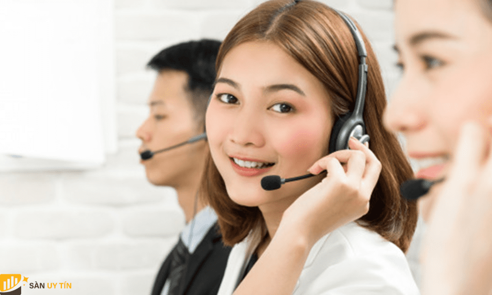 Trên trang website của sàn Passfolio hỗ trợ 3 ngôn ngữ